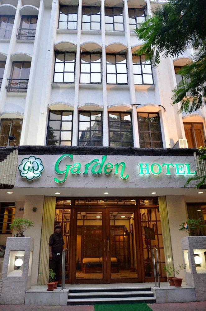 ホテル ガーデン(Garden Hotel) 写真1
