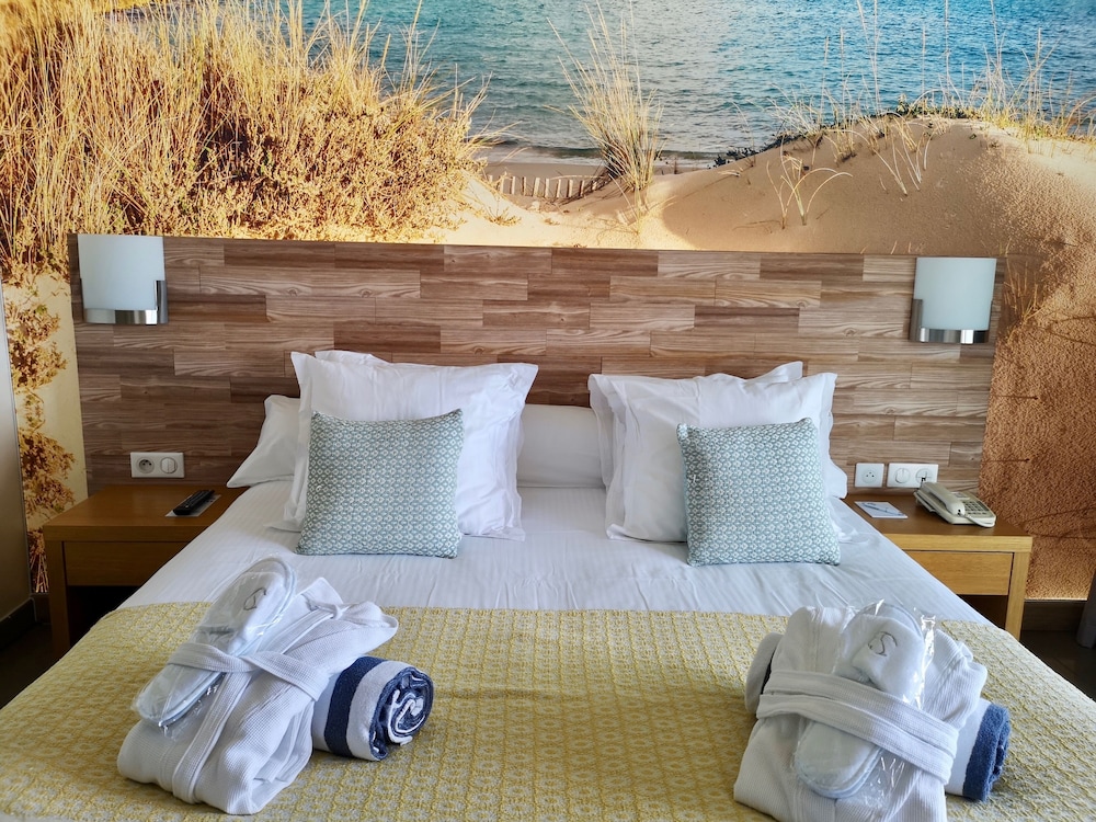 Hotel Costa Salina 66/87