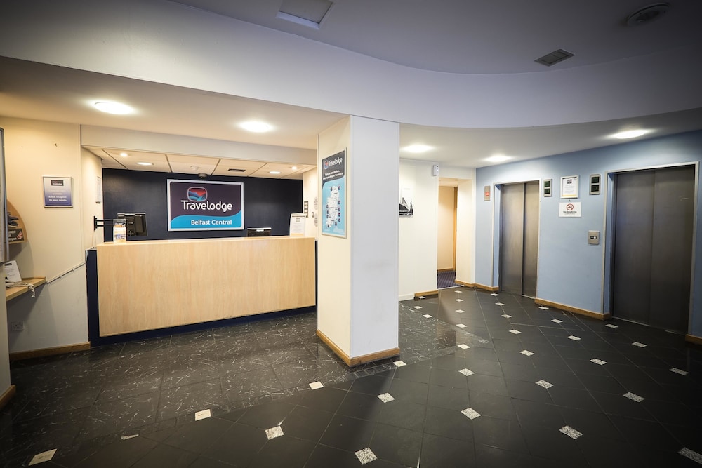 Travelodge Belfast Central 8/61
