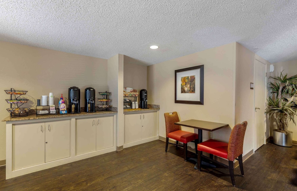Extended Stay America - Dallas - Las Colinas - Meadow Crk Dr 34/48