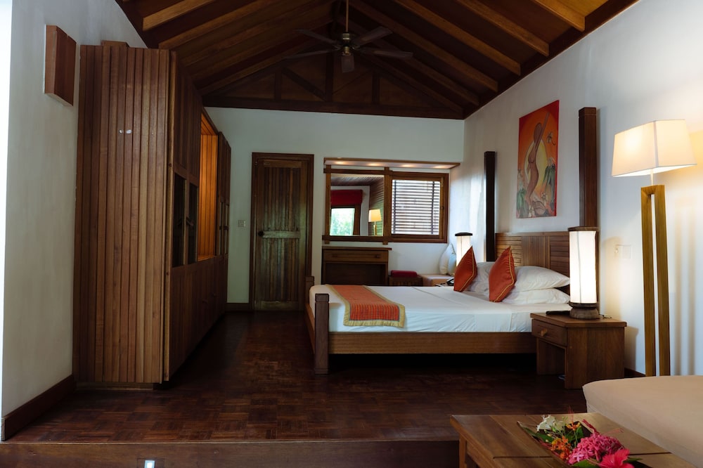 NH Collection Maldives Reethi Resort 24/55