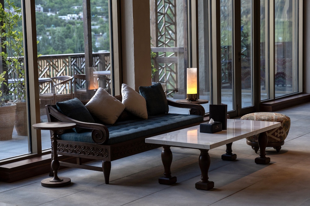 Hunza Serena Hotel 41/57