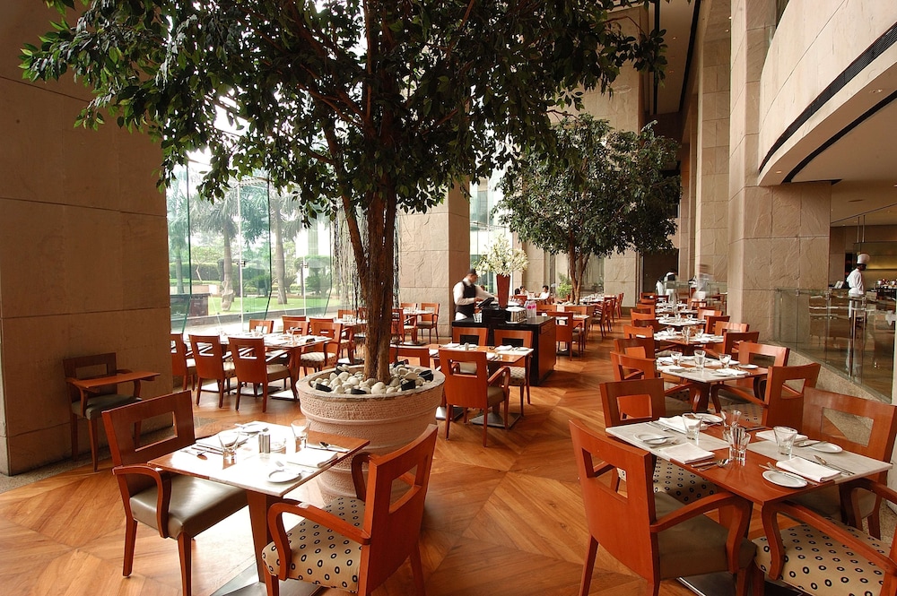 HYATT REGENCY KOLKATA 56/78