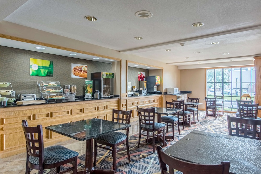 Quality Inn and Suites University Area 26/38