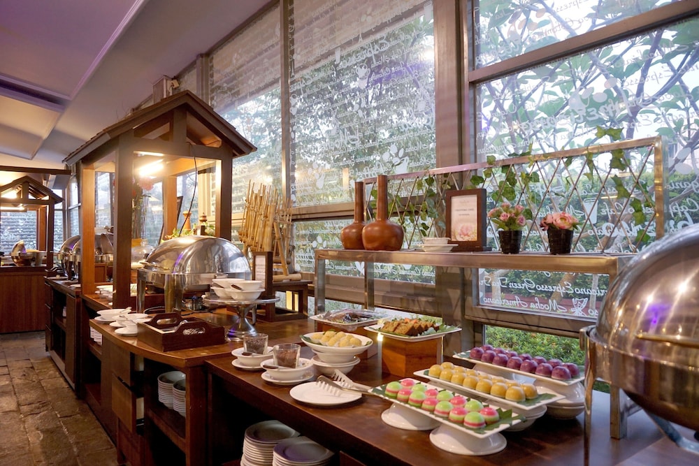 Forbis Hotel 27/50