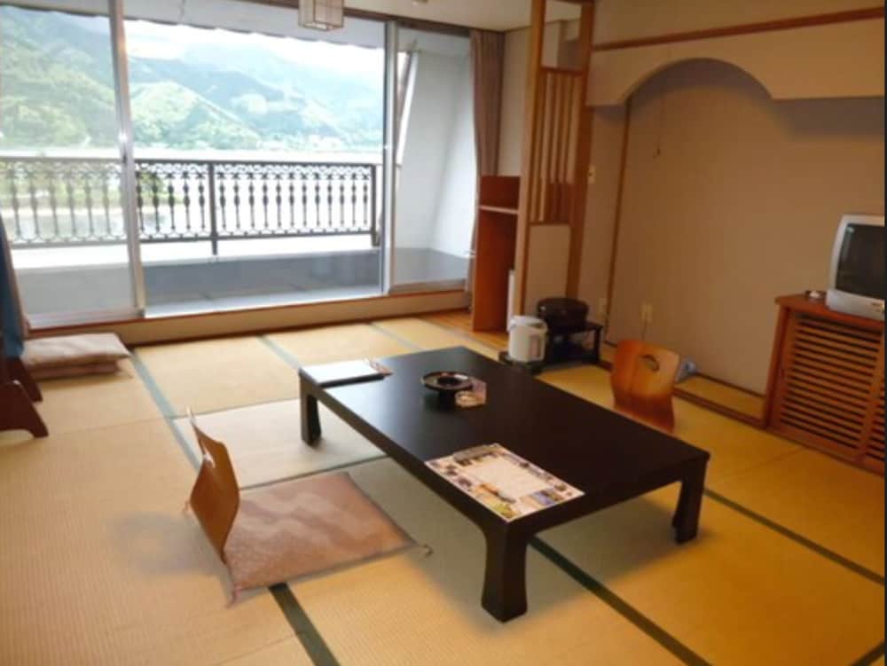 Lakeland Hotel Mizunosato 30/50