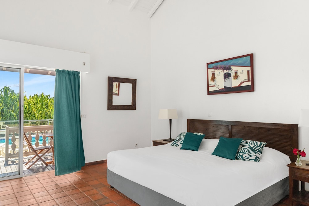 Esmeralda Resort 26/81