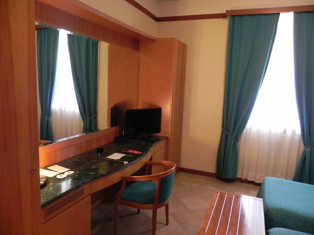 Hotel Vecchio Mulino 38/44
