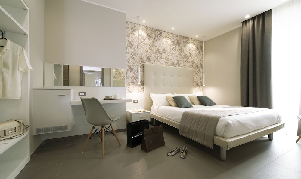 Hotel H21 16/30