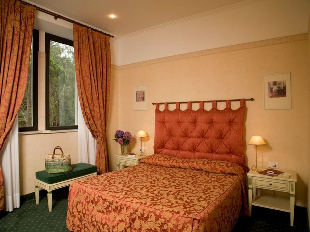 Grand Hotel Majestic 28/83