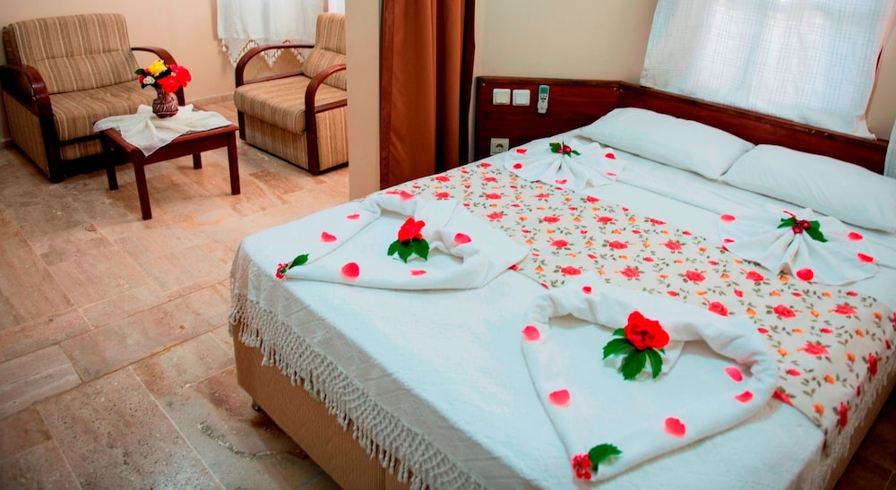 HAN DALYAN HOTEL 35/74