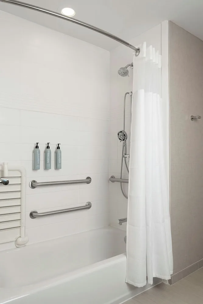 Residence Inn by Marriott Pearland 8/34