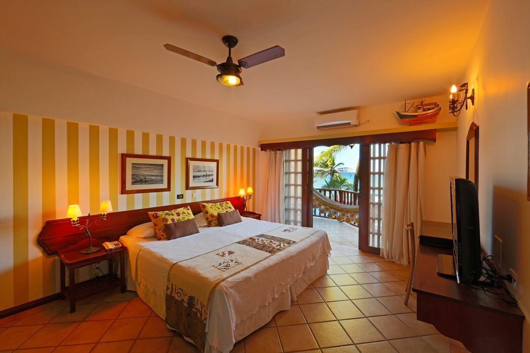 DELUXE, DOUBLE OR TWIN BED, SEA VIEW