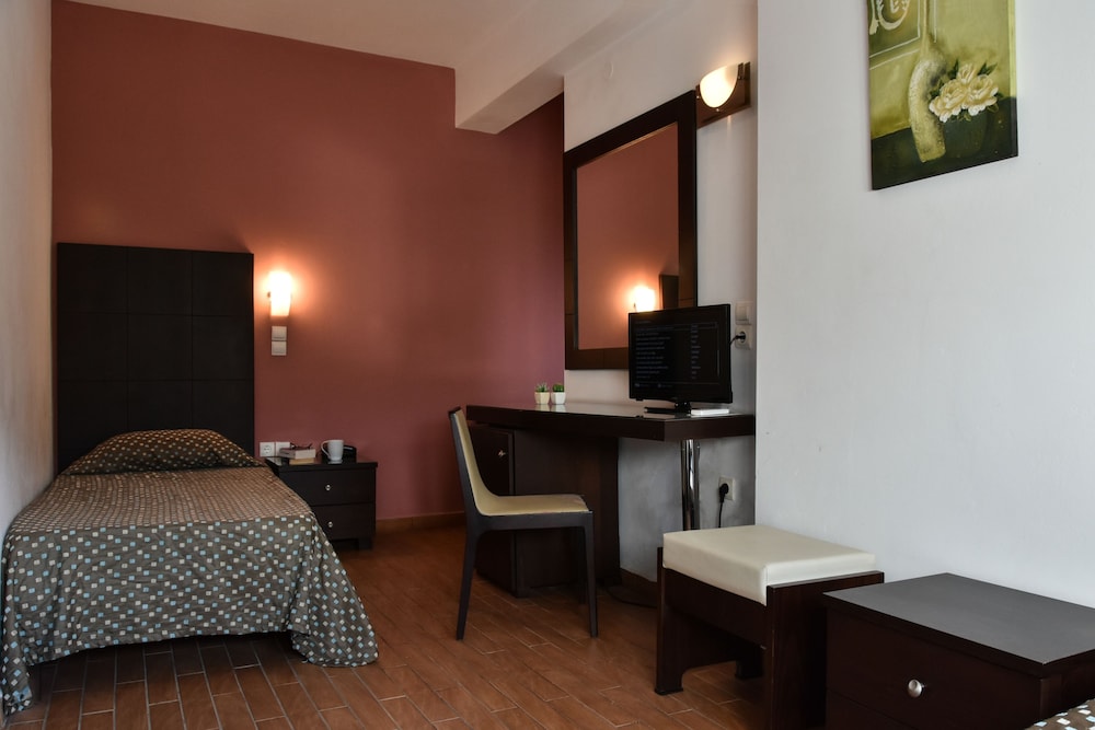 Hermes Hotel 29/55