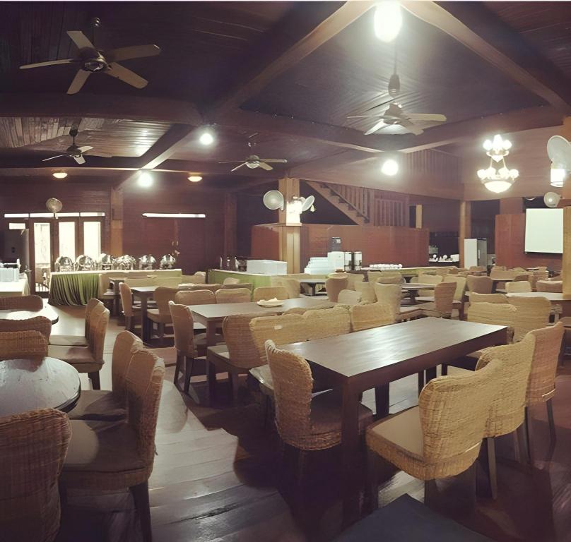 RedDoorz Resort @ Taman Wisata Mangrove 33/46