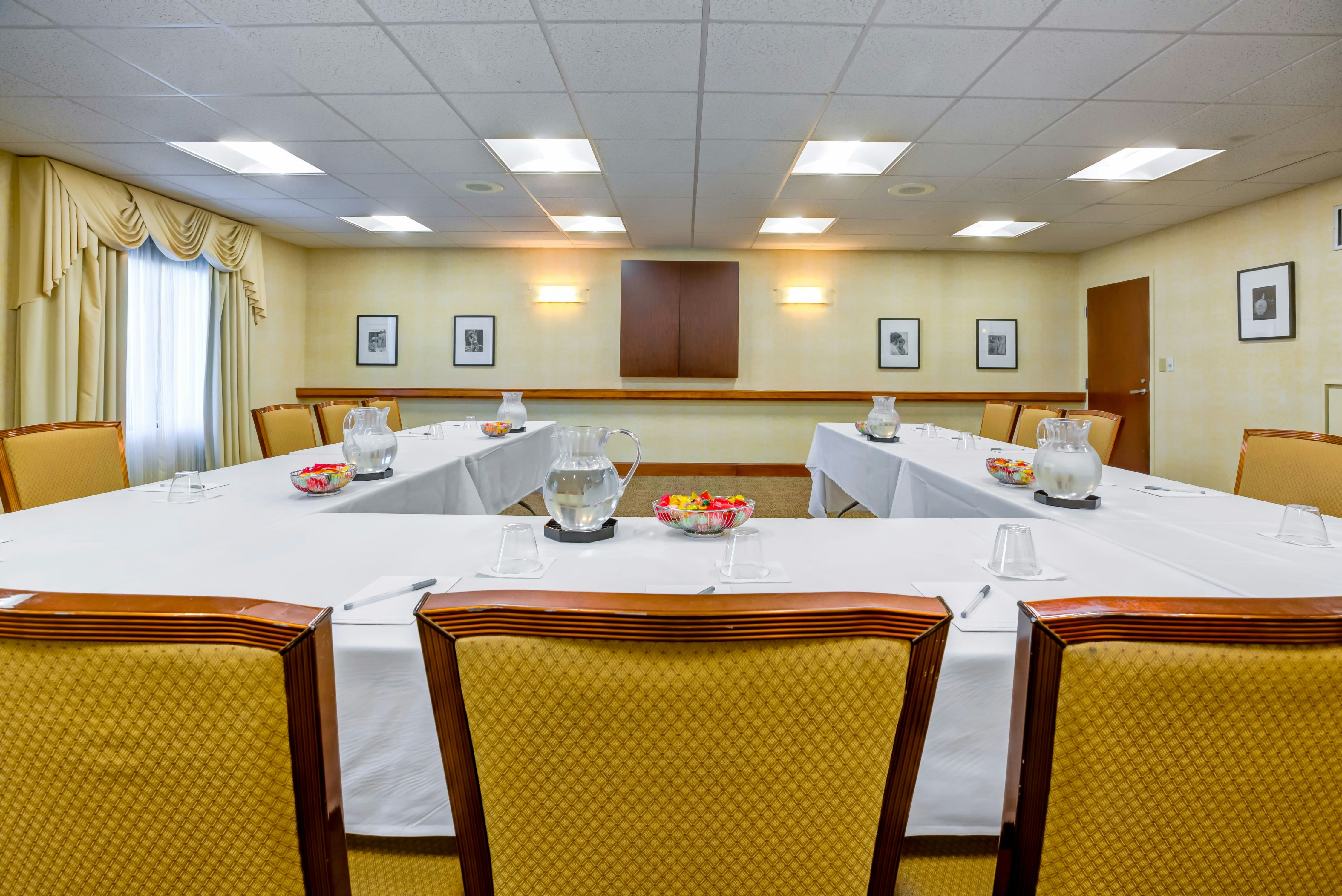 Hampton Inn Boston-Norwood 39/52