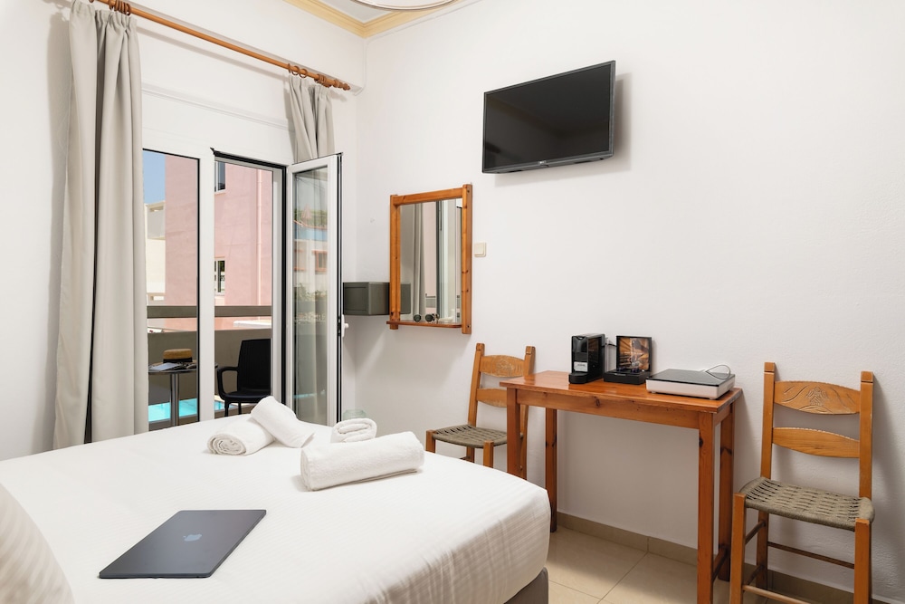 Thelesi Apartments 19/50