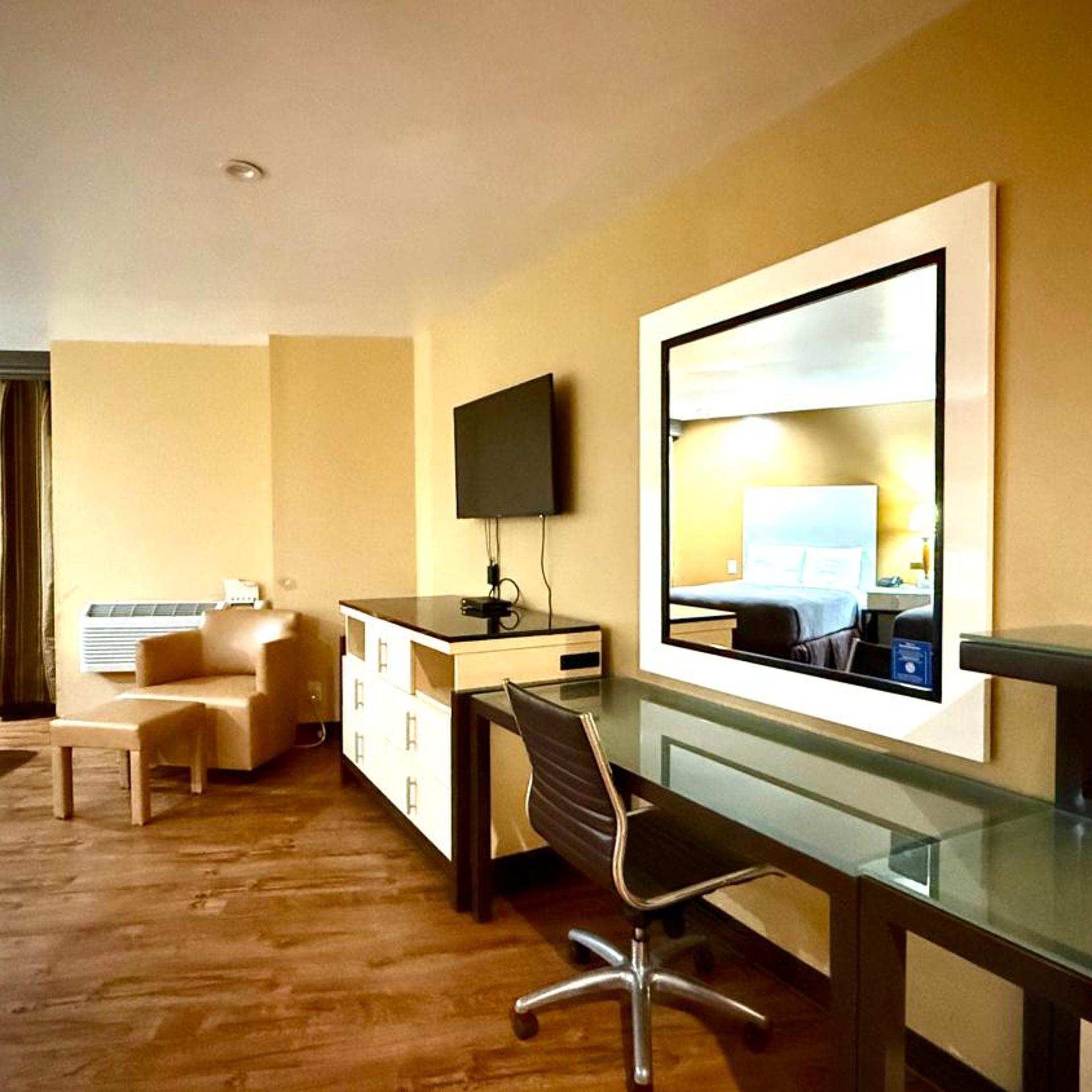 Redondo Beach Inn 45/61