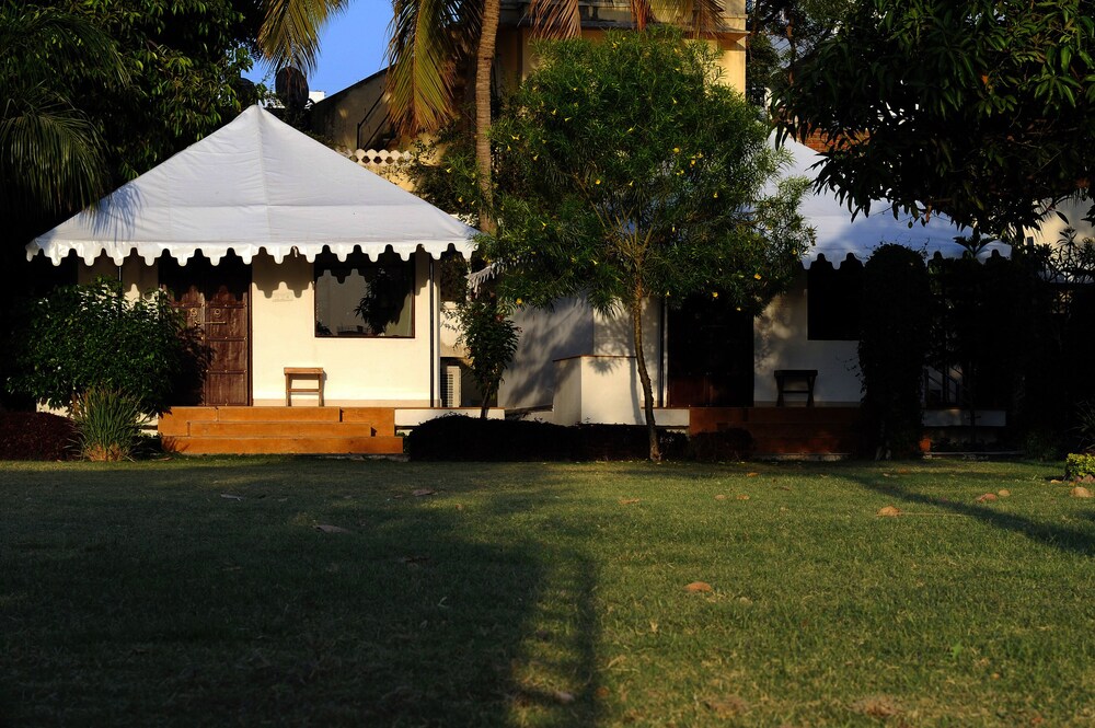 HOTEL SHREE VILAS 16/26