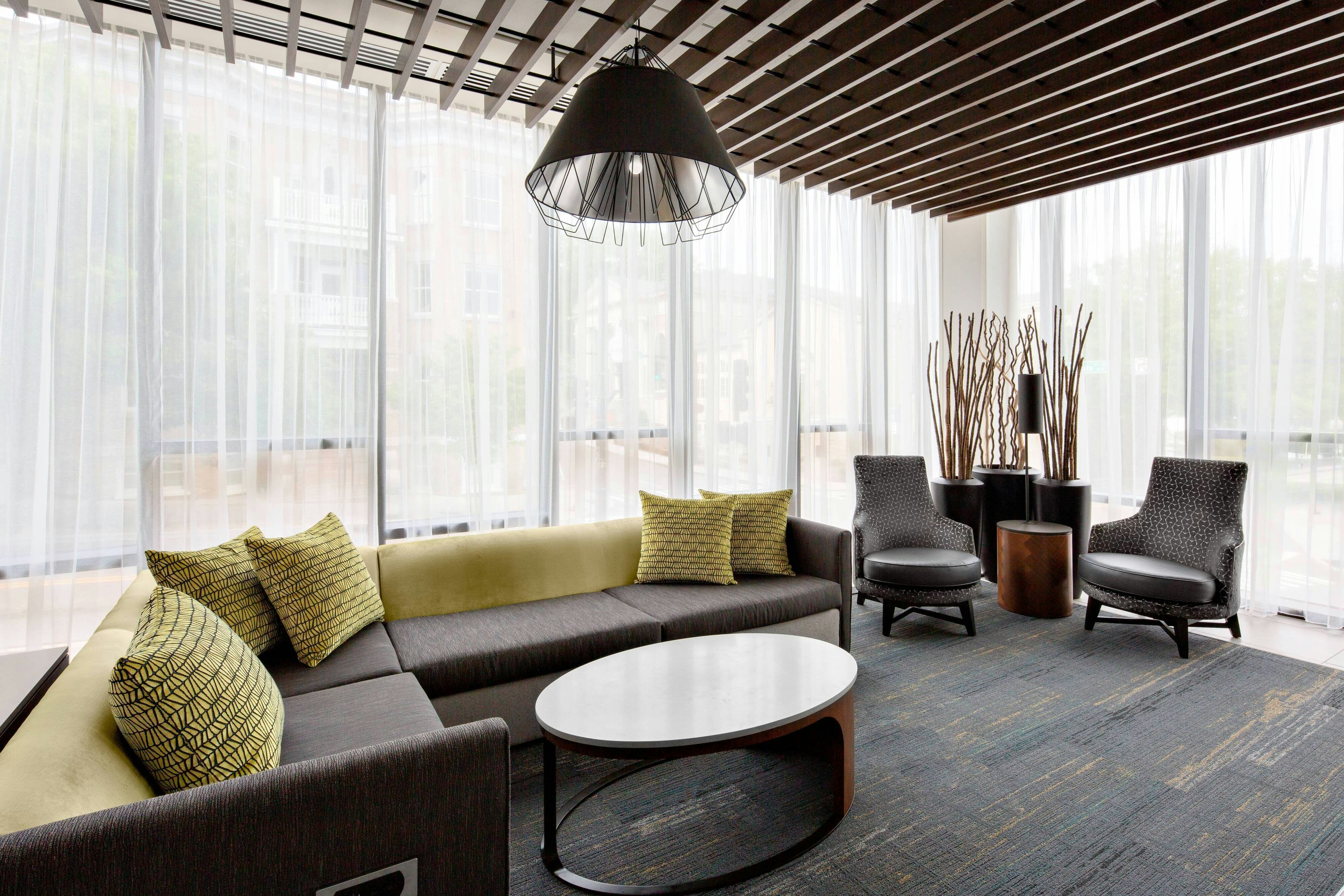 Courtyard By Marriott Knoxville Downtown 28/50