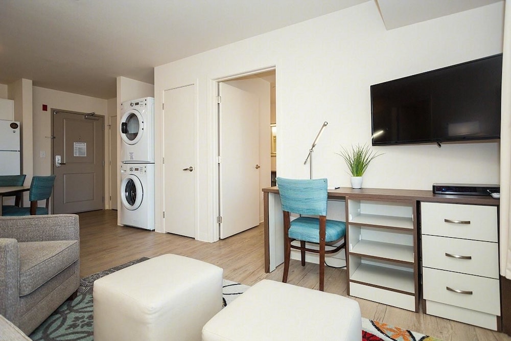 WaterWalk Extended Stay by Wyndham Wichita 34/43