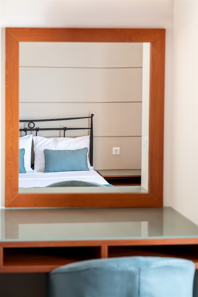 Galaxias City Hotel Rhodes 58/66