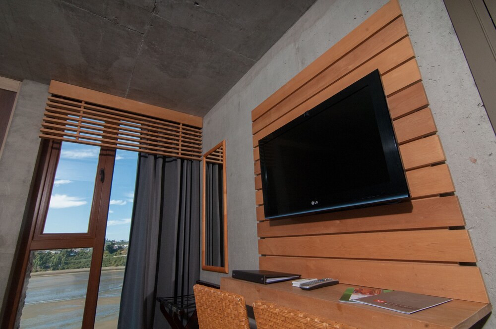 Enjoy Chiloehotel de La Isla 60/71