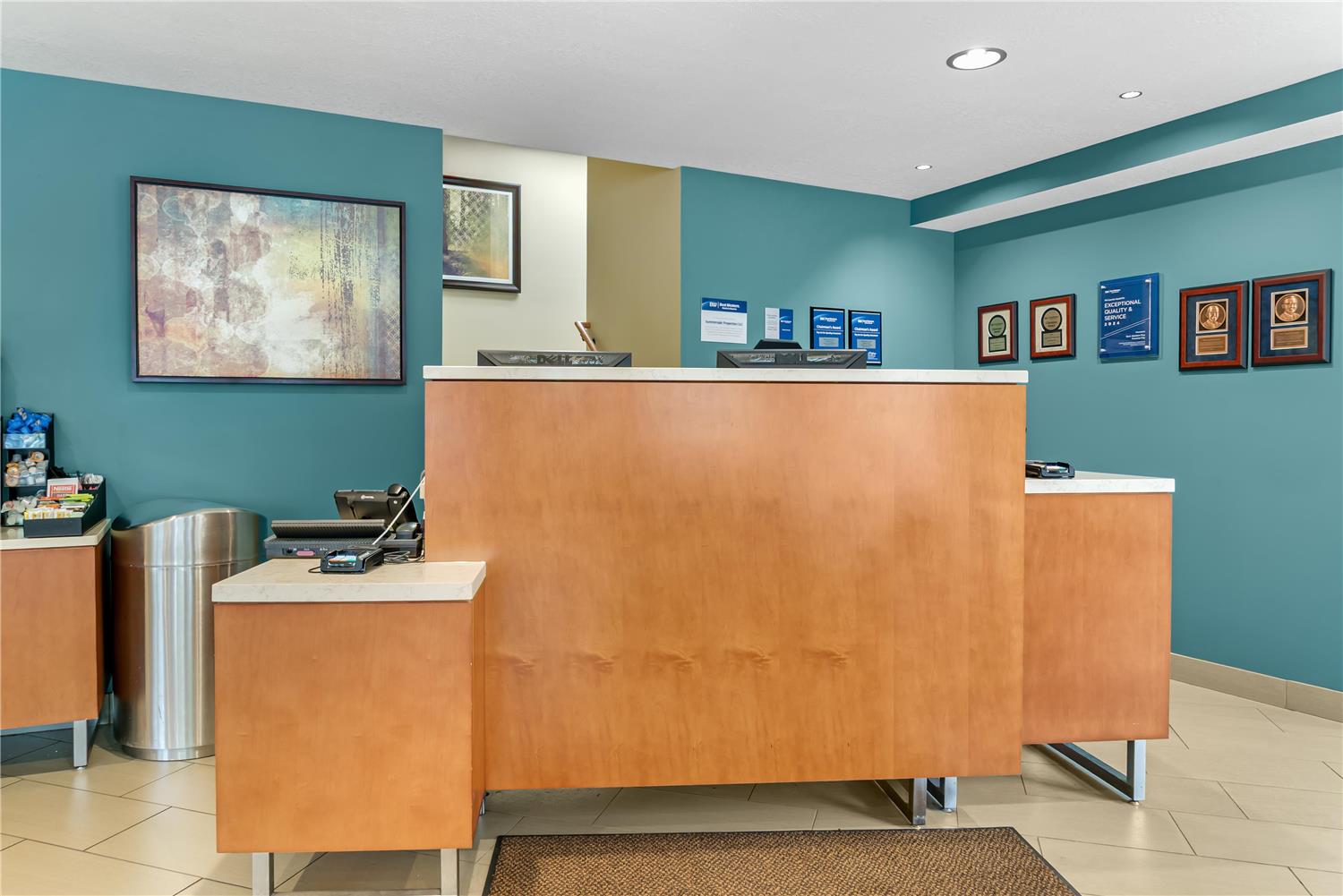 Best Western Plus Traverse City 4/39