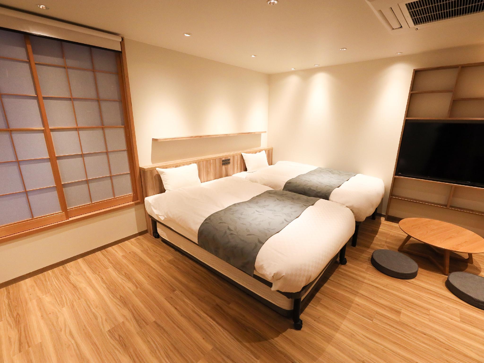 Semi Room, Single Bed, 2 Semi Double Beds