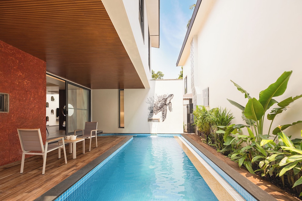 ELIVAAS Cloud 7 4 BHK Villa with Pvt Pool 43/72