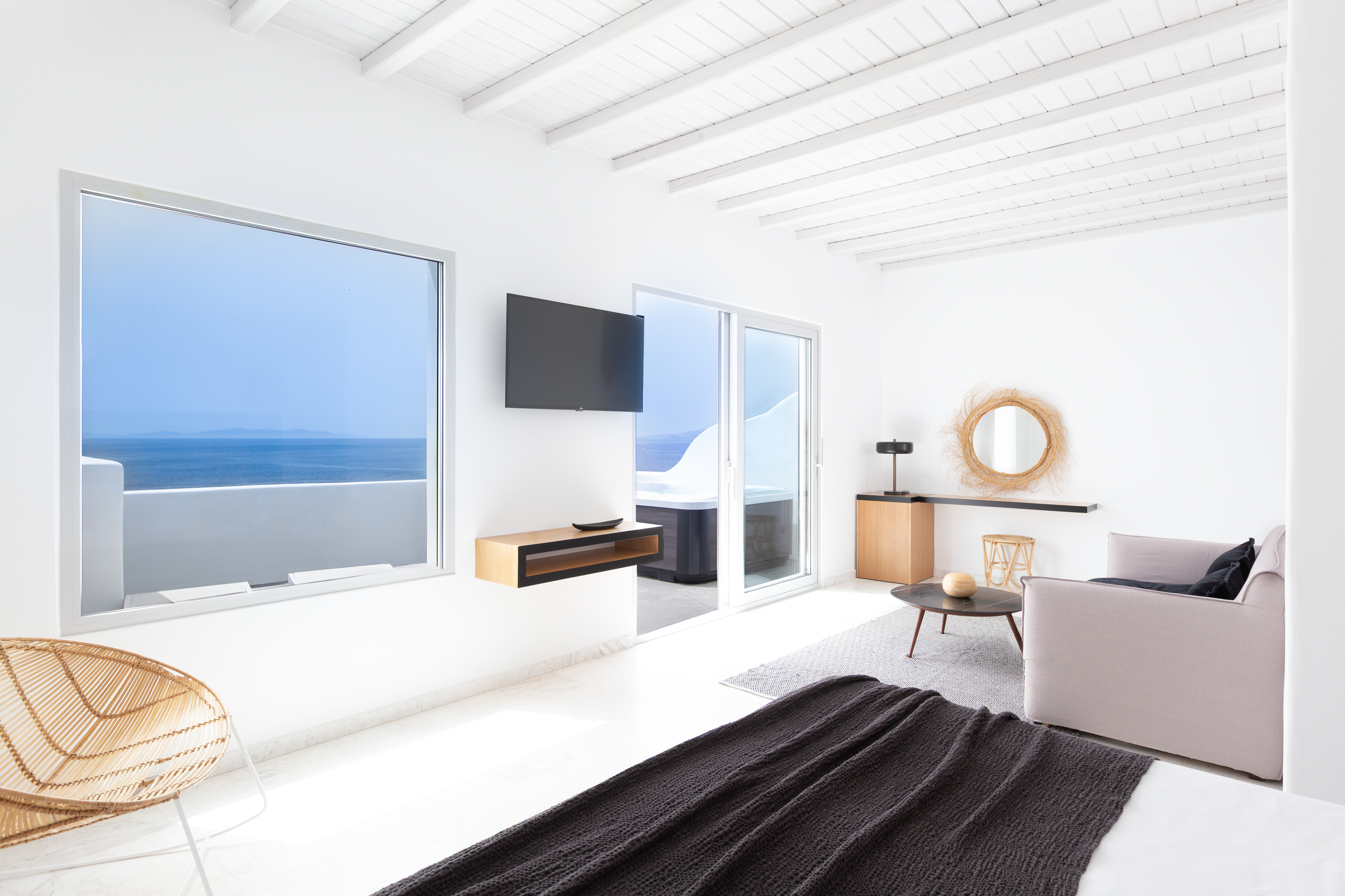 Superior, Sea View, Outdoor Jetted Tub