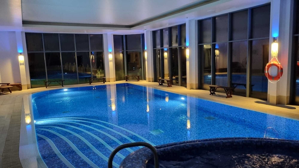 Botleigh Grange Hotel 26/34