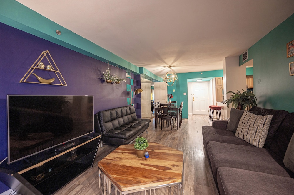Stay Together Suites 2Bd-2Ba Apartment 41/61