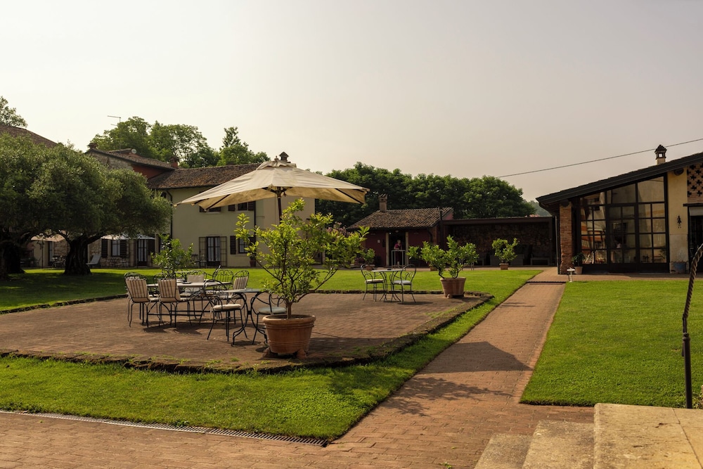 Musella Winery Relais 76/81