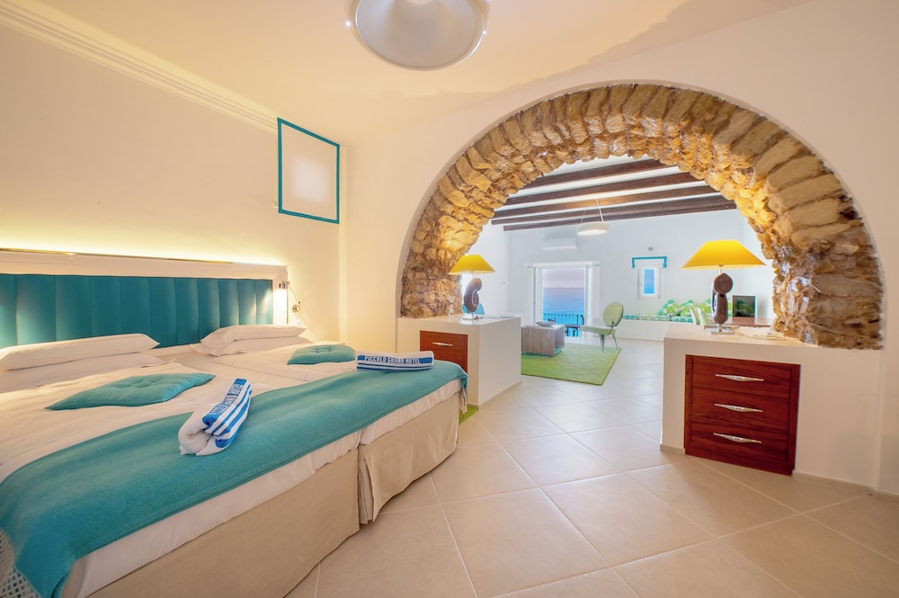 Piccolo Grand Hotel 14/43