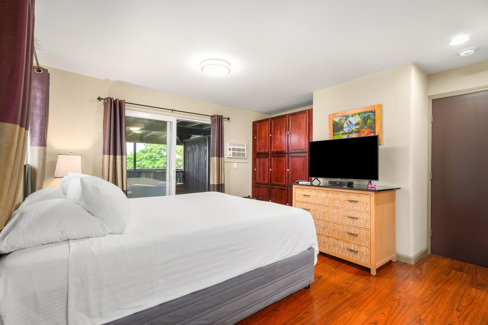 1 Bedroom, Suite, King Bed, Bay View