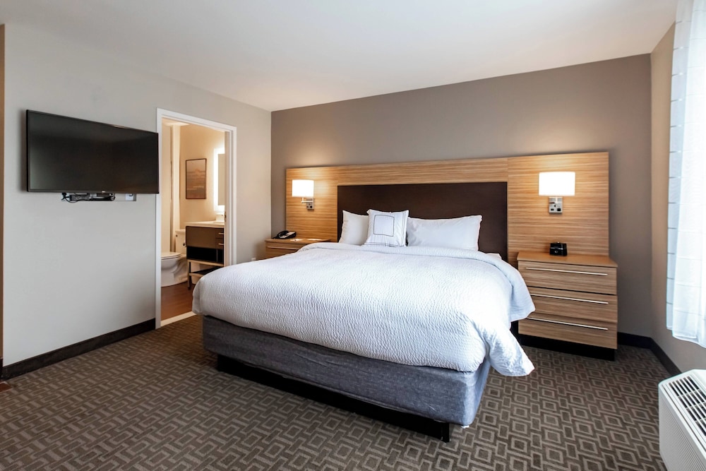 1 Bedroom, Suite, Towneplace Suites By Marriott Louisville Airport 2/3