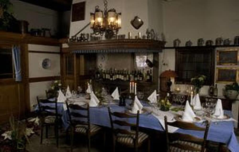 Hotel Restaurant Alt Vellern 37/48
