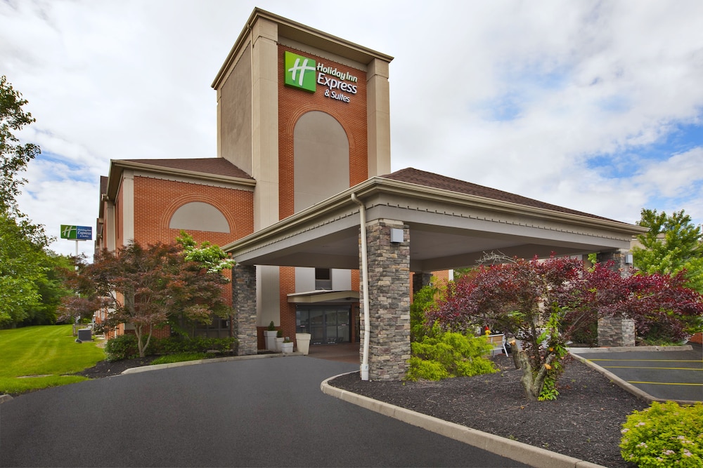 Holiday Inn Express Hotel And Suites Cincinnati Northeast Milford 1/49