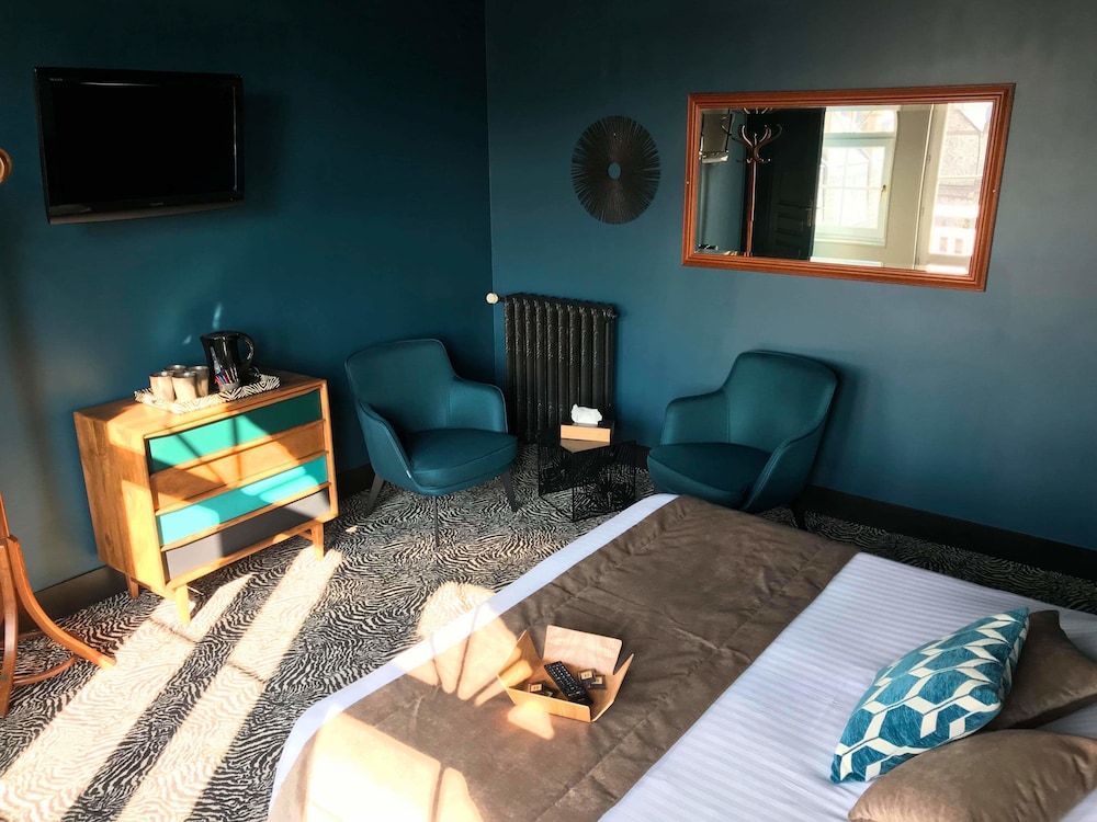La Villa 10 38/50