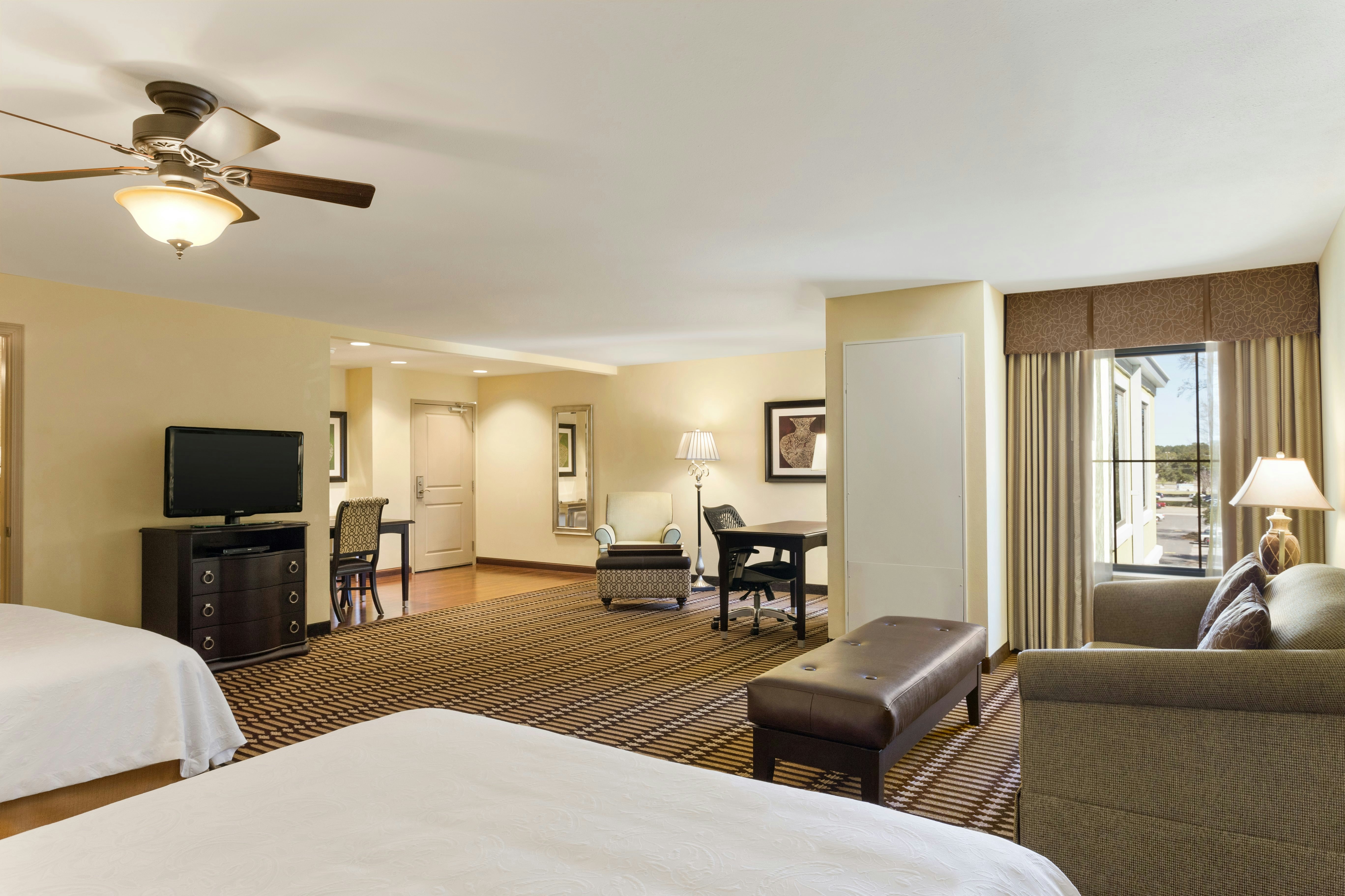 جناح استوديو بسريرين كوين