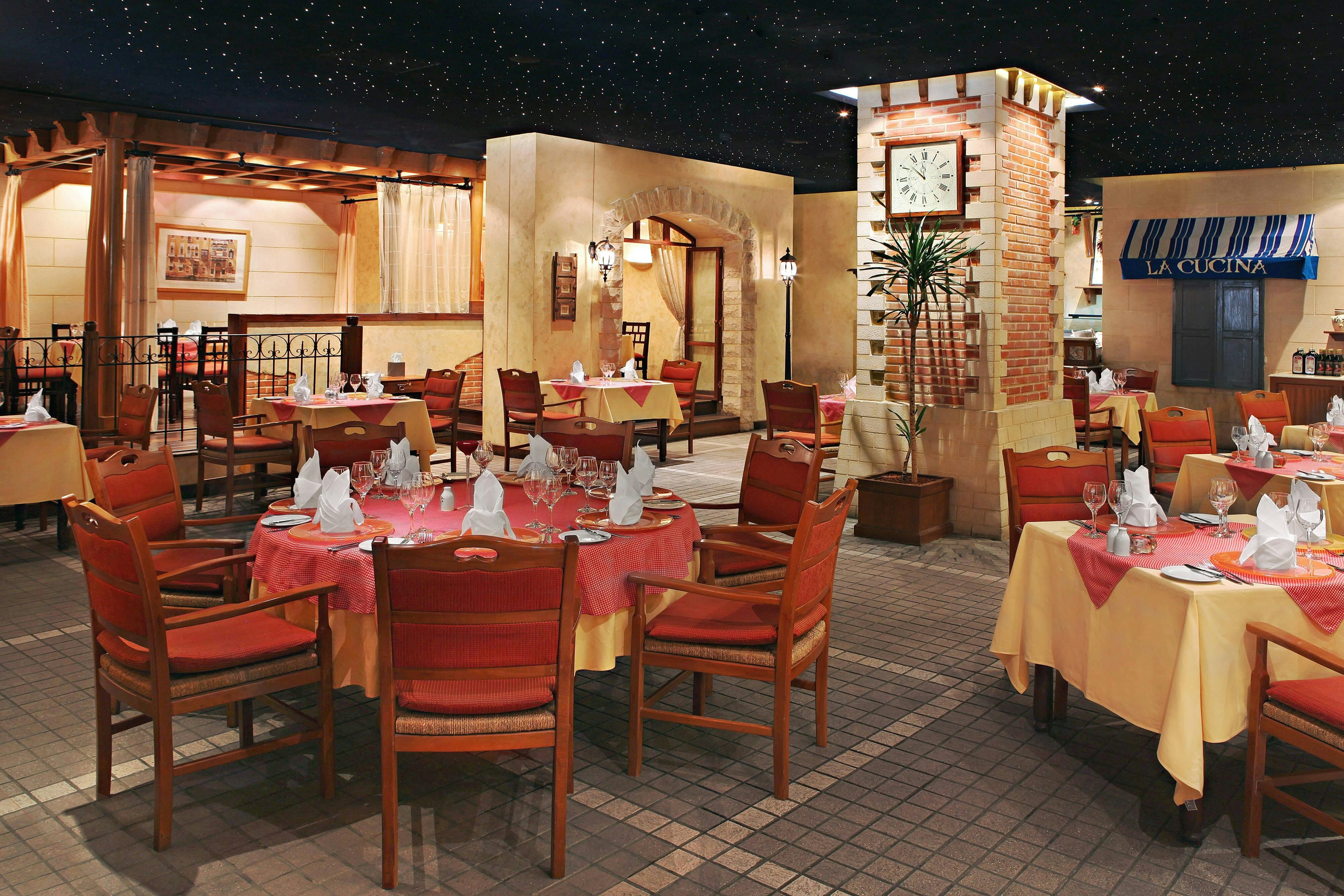 فندق وأبراج شيراتون الرياض(Sheraton Riyadh Hotel And Towers) 36/49