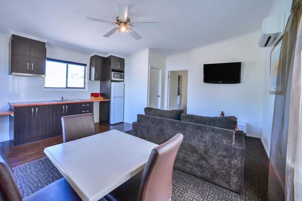 Comfort Inn & Suites Augusta Westside 29/45