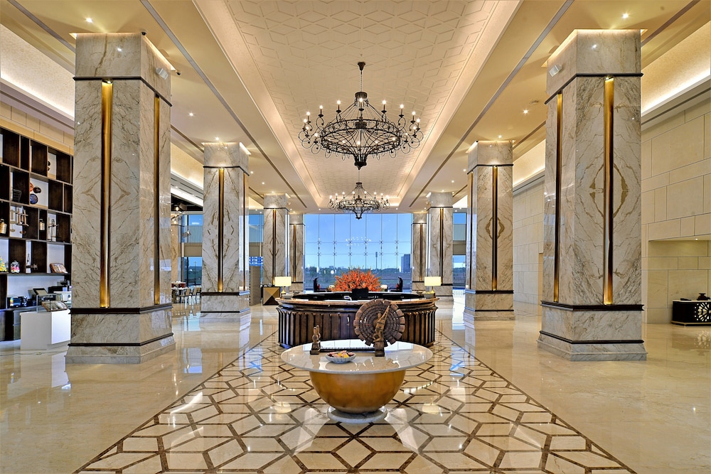 Gift City Club, a member of Radisson Individuals 5/46