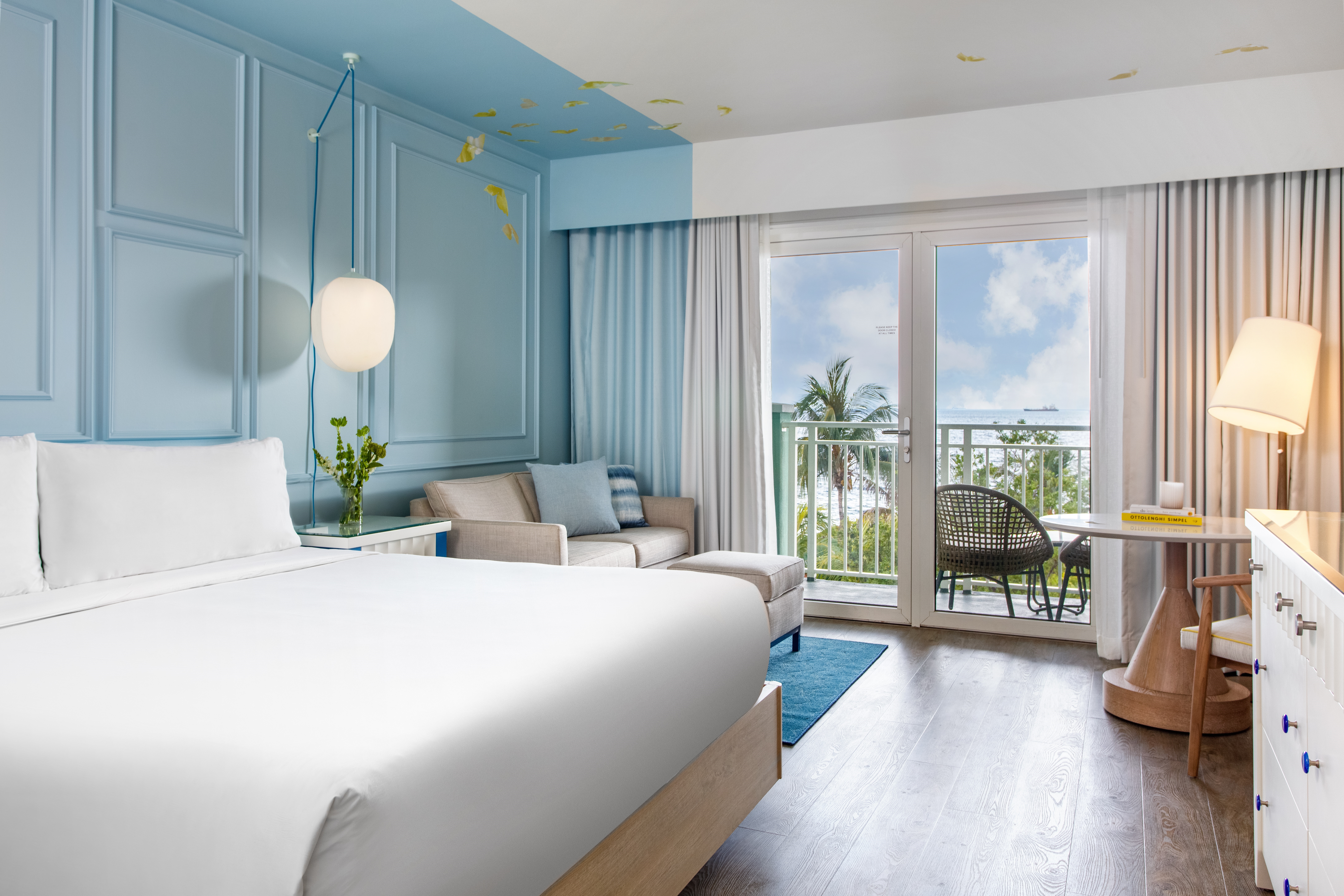 Ocean, King Bed, Balcony
