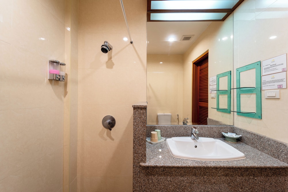 Sailom Resort Bangsaphan 54/55