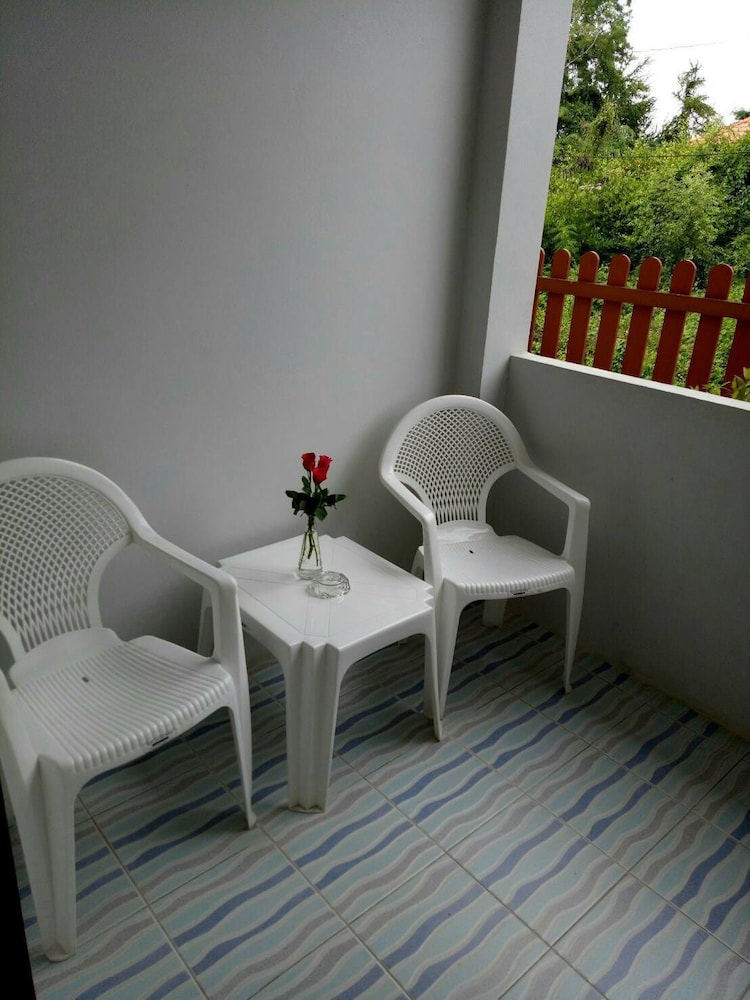 2N Guesthouse 18/42