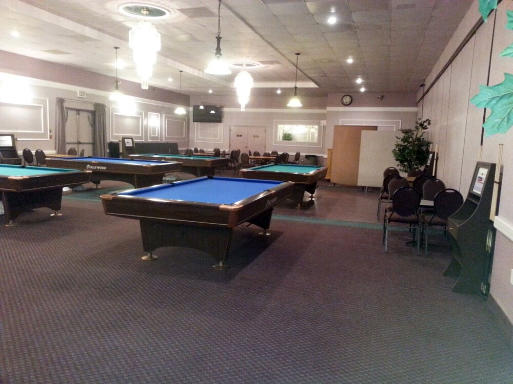 Bluebird Hotel 16/20