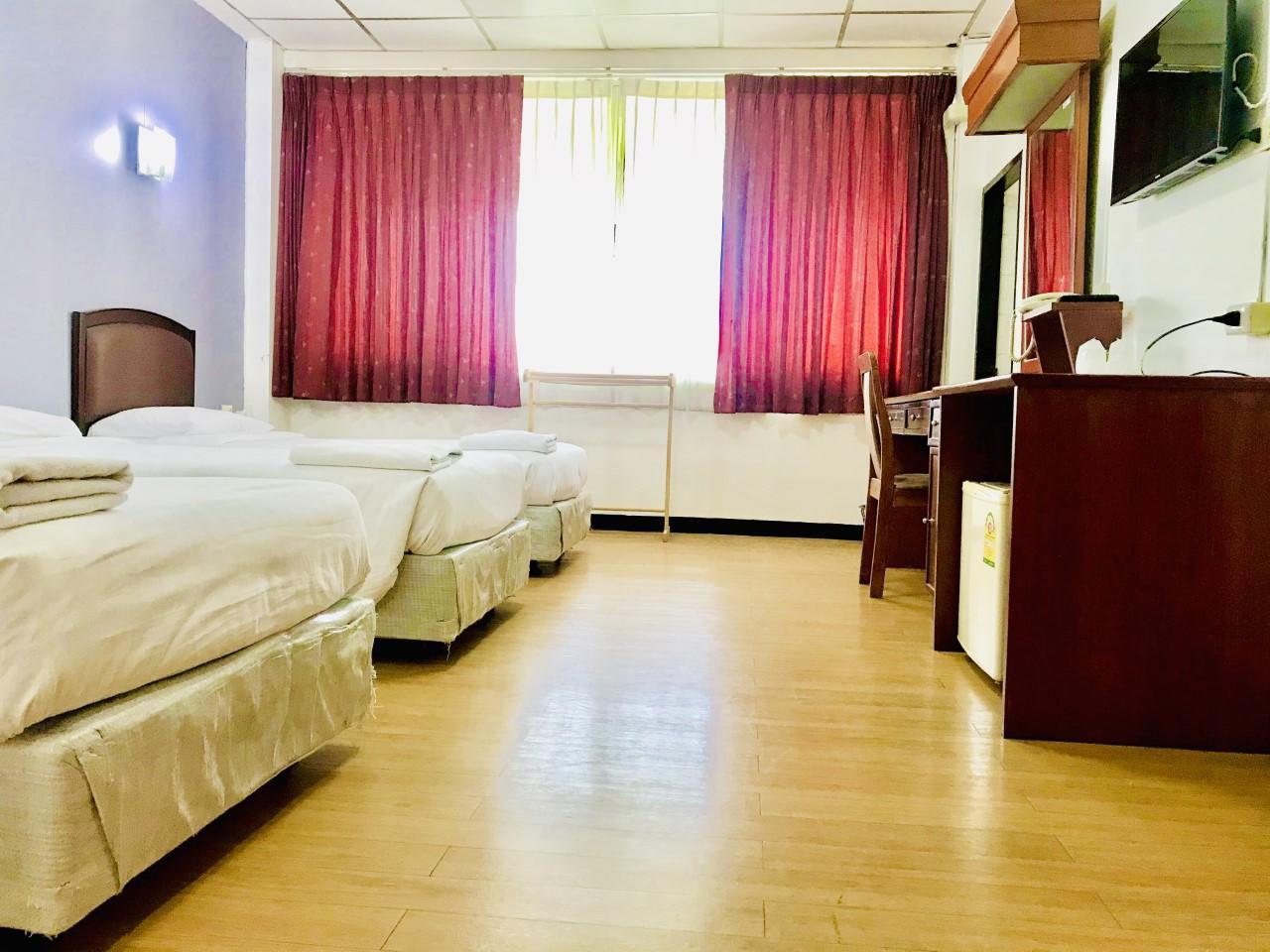Coop Dopa Hostel 11/67