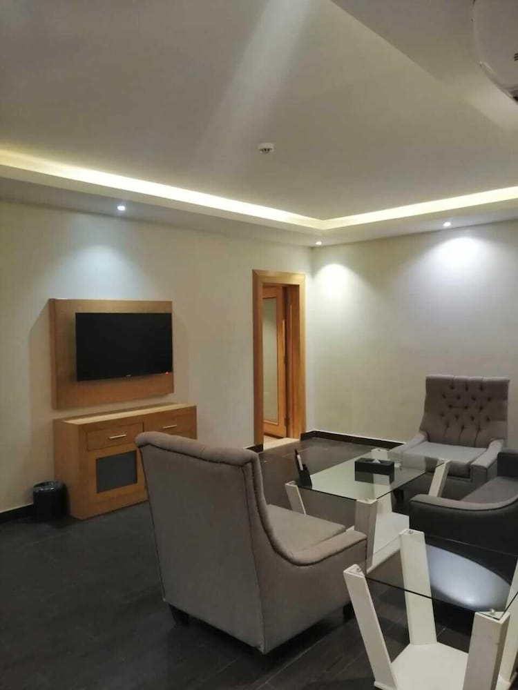 المهيدب التخصصي 30(Al Muahidb Residence Al Takhasossi 4) 16/28